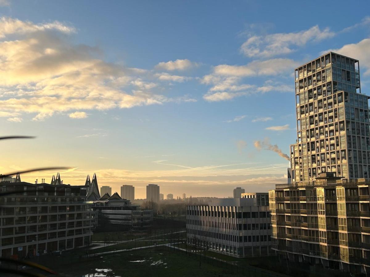 Apartment In Zuid Met Zicht Op De Stroom Antwerp