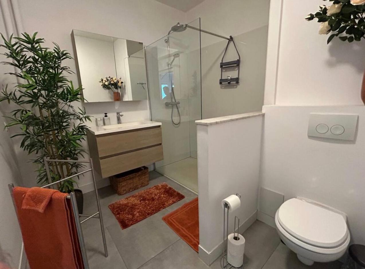 Apartment In Zuid Met Zicht Op De Stroom